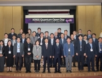 탑 기사 이미지